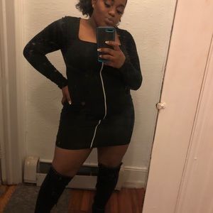 Black dress with zip in front